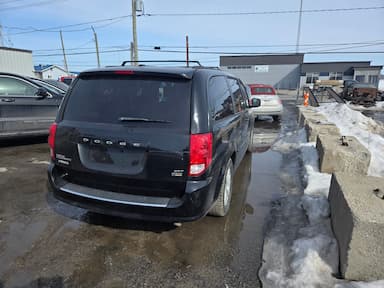 Dodge grand caravan 2015 - Thumbnail 3